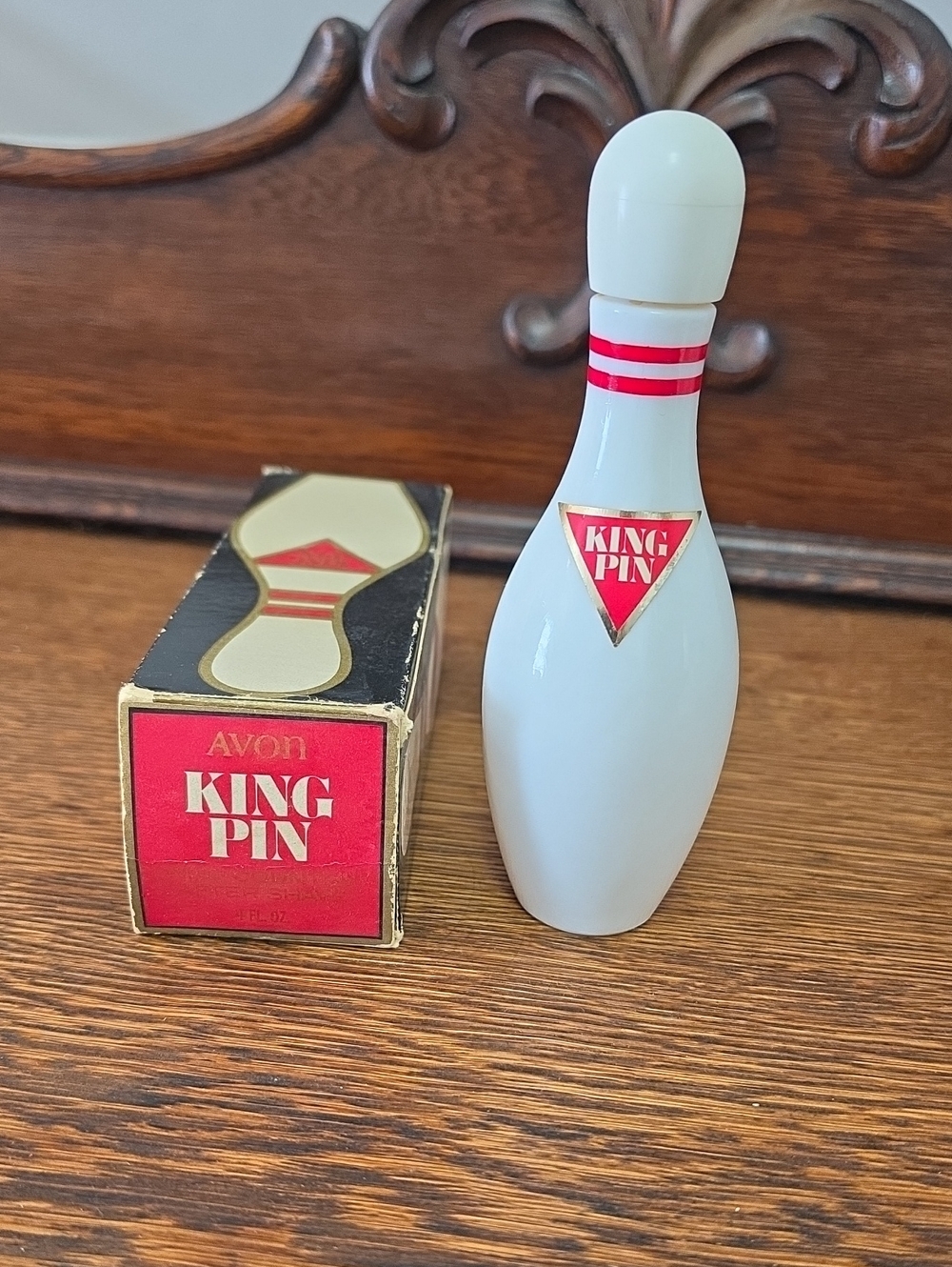 Avon White and Red King Pin Decorative Bowling Pin Bottle
